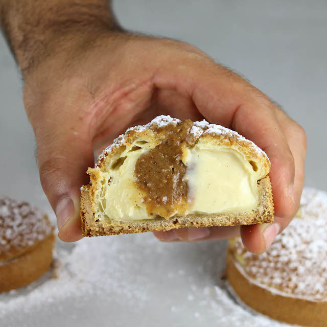 Tartaleta-Choux con Crema pastelera y Praline
